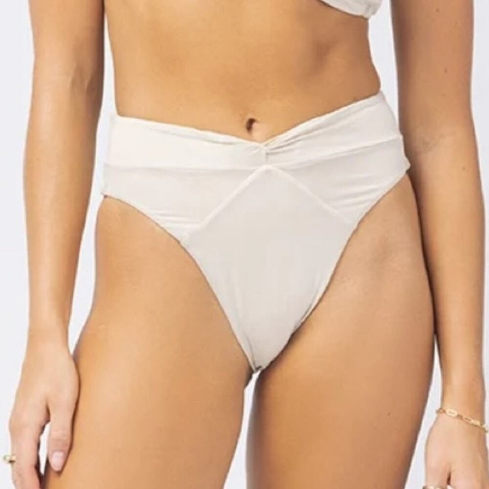 NEW L*SPACE Bikini Bottoms Size Extra Small Nancy Lee Shimmer Gold Swim NWOT